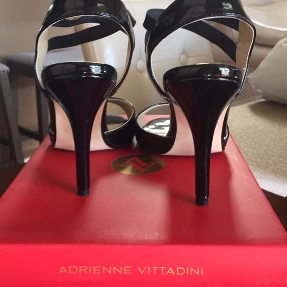Adrienne Vittadini Shoes - Picture 4 of 6